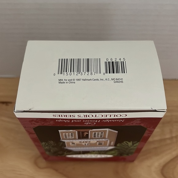 1997 hallmark keepsake ornament, nostalgic houses in shops café, 14th in series - Picture 6 of 7
